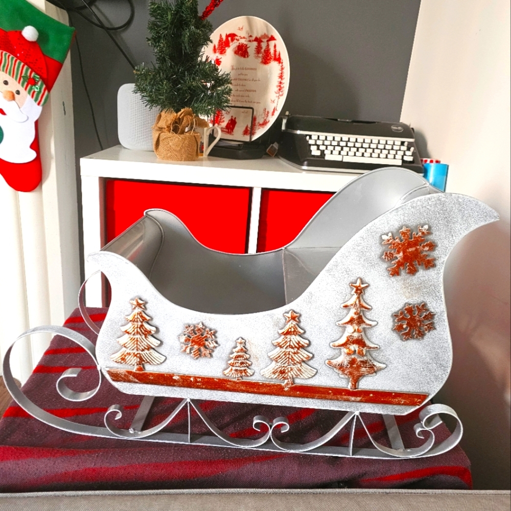 SOLD-Metal Christmas Sleigh